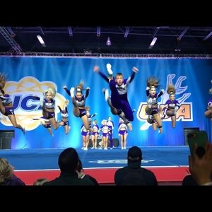 Meet your Posher, Carter